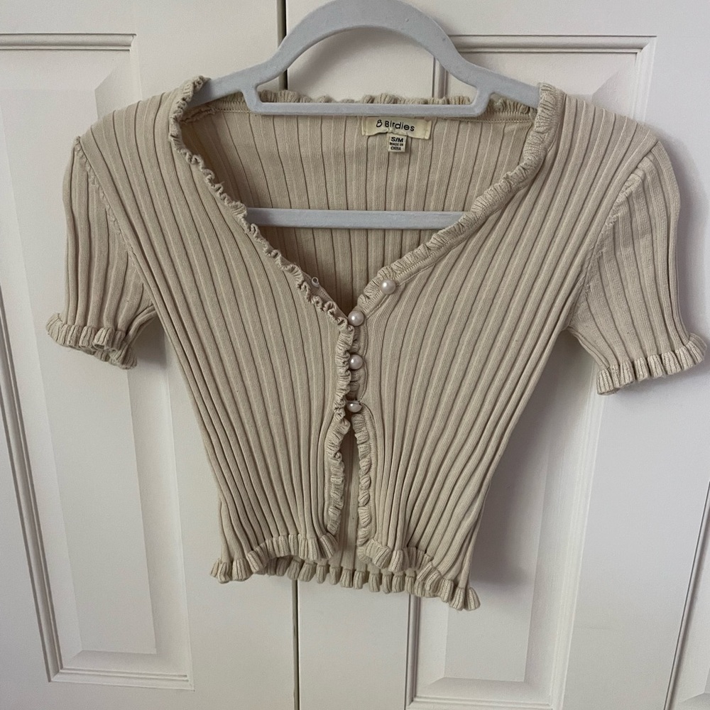 NWOT Ruched Tan Pearl-Button Front Top
